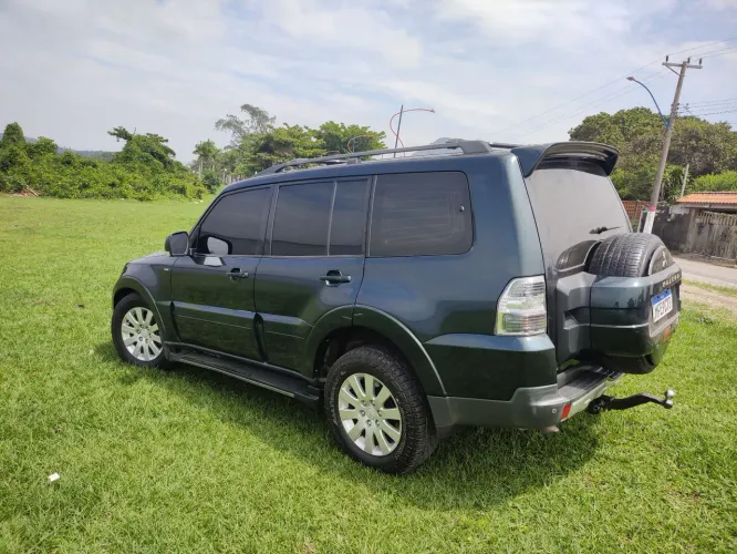 Mitsubishi Pajero HPE Full 3.2 4X4 T.i.dies. 5P AUT 2008