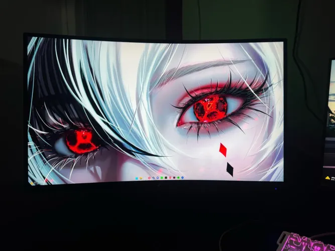 Monitor superframe 2k 165Hz Curvo + Braço articular