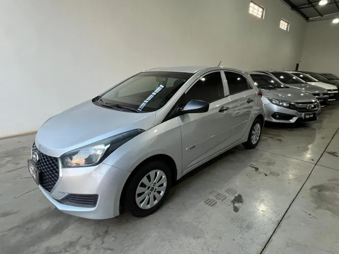Hyundai HB20 Unique 1.0 Flex 12V Mec. 2019