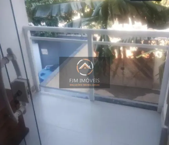 Casa à Venda em Engenho do Mato - 3 Dormitórios, R$520k