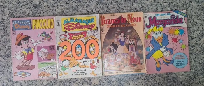 4 Edições especiais de gibis antigos da Disney