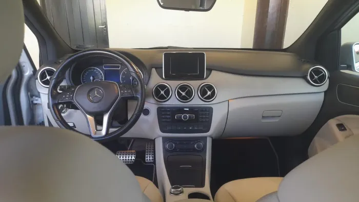 Mercedes-Benz Classe B 200 CGI 1.6 TB Sport 156cv AUT 2014