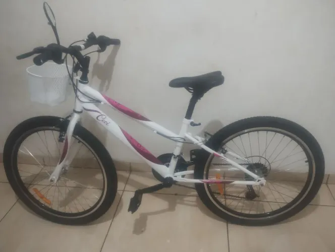 Vendo Bicicleta CALOI Ceci. Top de linha!