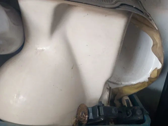Vaso sanitário e pia de cerâmica