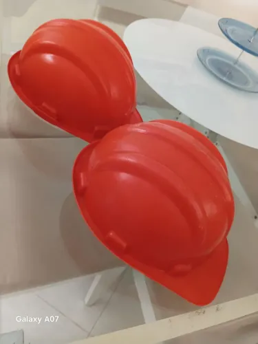 Capacete de obras