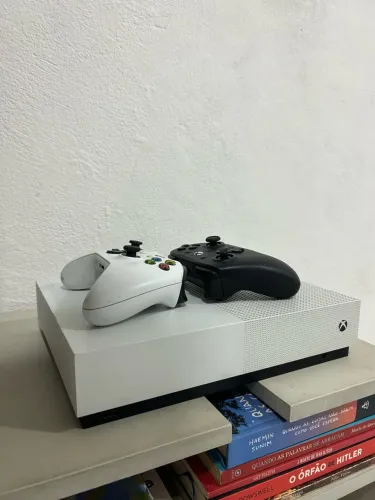 Xbox One S 1tb