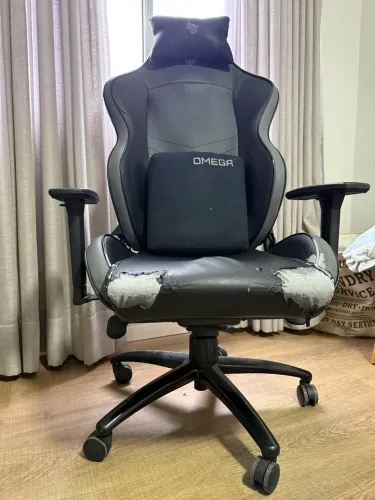 Cadeira Gamer - Pichau Omega - Preta e Cinza