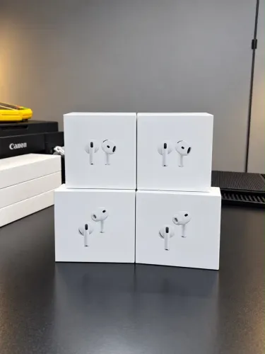 AirPods 4