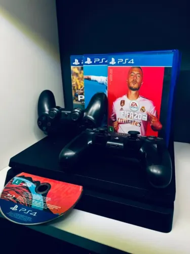 PlayStation 4 1TB - 2 Controles
