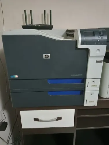 Impressoras Color Laser Jet CP 5525