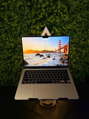 MACBOOK AIR M2 2022 8GB 256GB SSD LIQUID RETINA | NF + GARANTIA