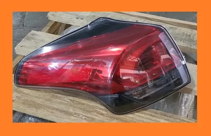 Lanterna Traseira Esquerda Rav4 2016 2017 2018 Original Esquerdo