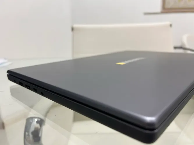 Notebook ainda na garantia com nota fiscal!