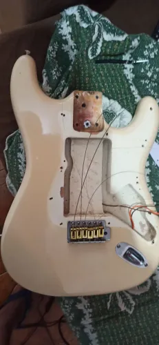 Corpo de guitarra fender antigo 