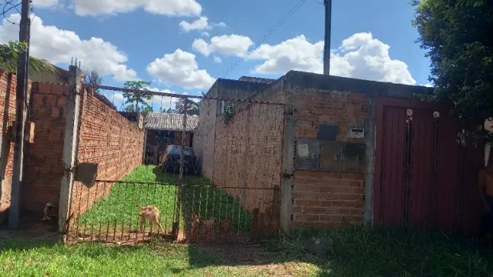 Casa a venda no bairro pioneiros