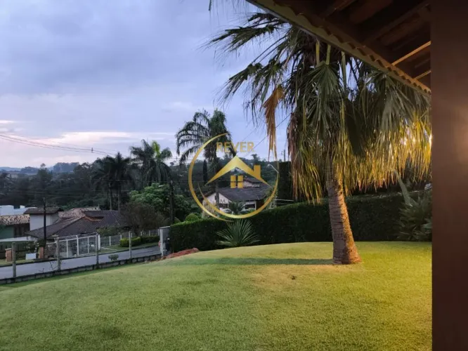 Casa à venda em Itatiba, Jardim Nossa Senhora das Graças, com 3 quartos, com 295 m²