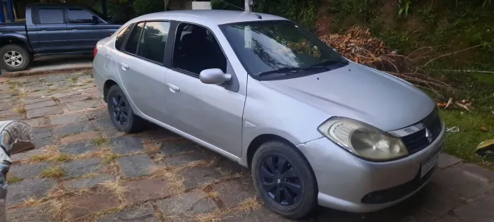 Renault Symbol Privilège Hi-flex 1.6 16V 4P 2010