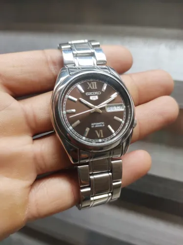 Seiko 5 Automático modelo SNKL53 ou SNKL55