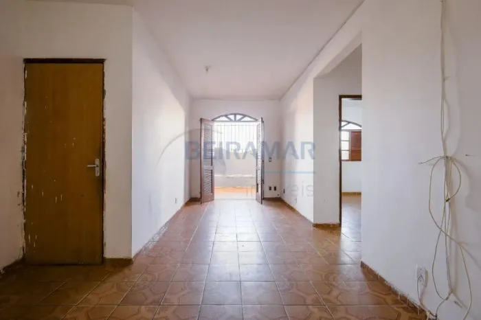 Sobrado com Loja Comercial e Residência na QNM 24 Ceilândia, DF
