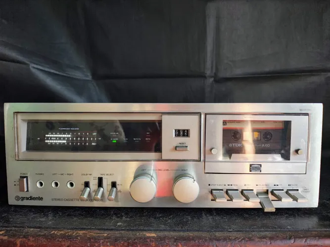 Tape deck gradiente cd4000