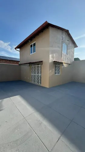 Apartamento Duplex para Locação com 1 Suíte Quintal Amplo próximo à Av. Cap. Júlio Bezerra