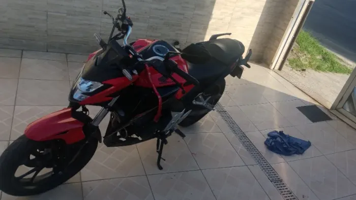 Moto Twister 300f