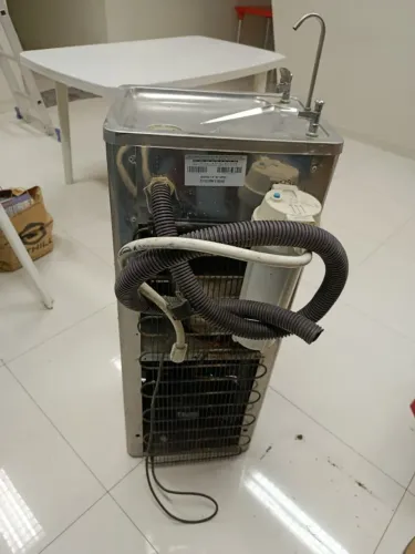 Bebedouro Industrial Coluna IBBL 110v - Usado