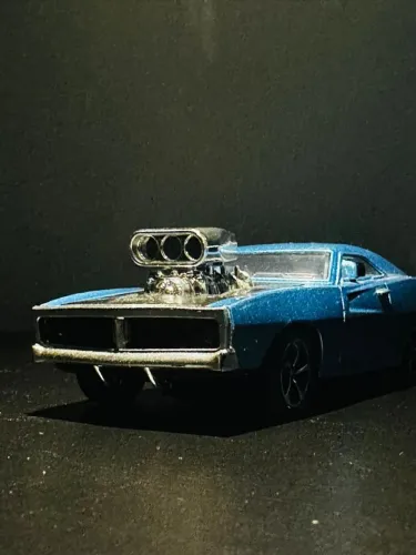 Miniatura Dodge Challenger Velozes e Furiosos