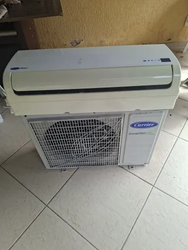 Ar condicionado split inverter Carrier 9000