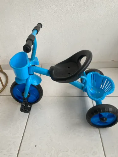 Triciclo Infantil Azul com Cestinha