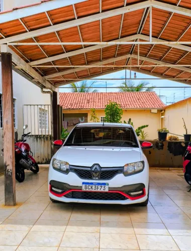 Renault Sandero RS Racing Spirit Flex 2.0 16V 5P 2018