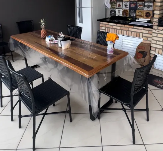 Mesa De Madeira