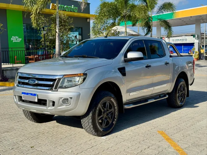 Ford Ranger XL 2.2 4X4 CD Diesel Mec. 2013