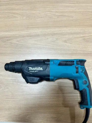 MARTELETE ELÉTRICO COMBINADO MAKITA 220V 800W 26MM S/MALETA(usado com poucas marcas de uso