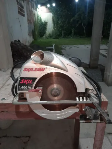 Vendo Serra Circular Skill 1400 W