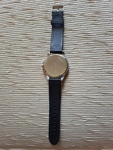 Vendo um relógio ?