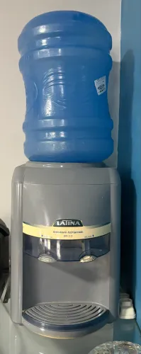 Bebedouro Latina com Galão 