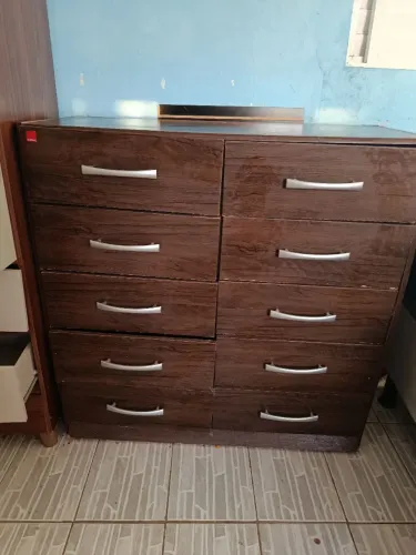 Cômoda 10 Gavetas