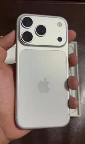 iPhone 17 pro 