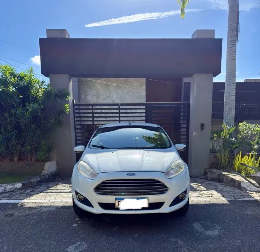 Ford Fiesta 1.6 16V Flex Mec. 5P 2015