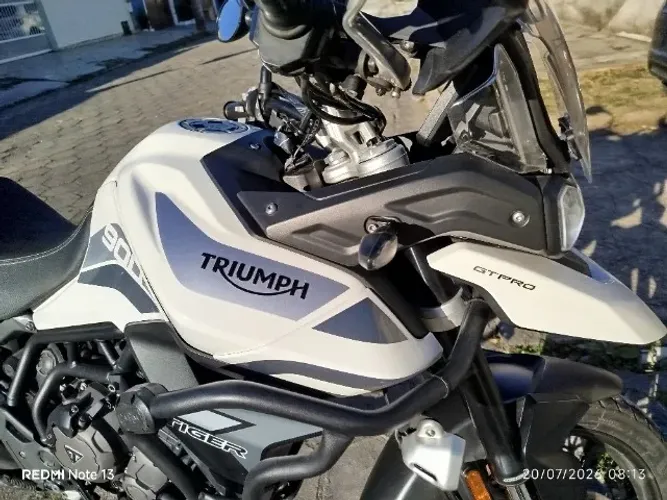 Moto muito boa pra quem que pega estrada