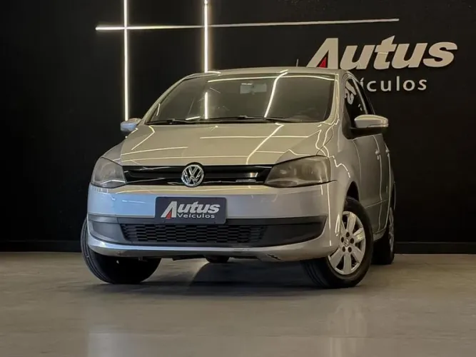Volkswagen Fox 1.6 MI I Motion Total Flex 8V 5P 2013