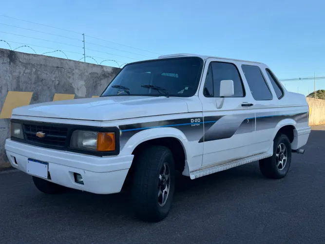 Chevrolet D-20 S / Luxe 3.9/4.0 Diesel 1994
