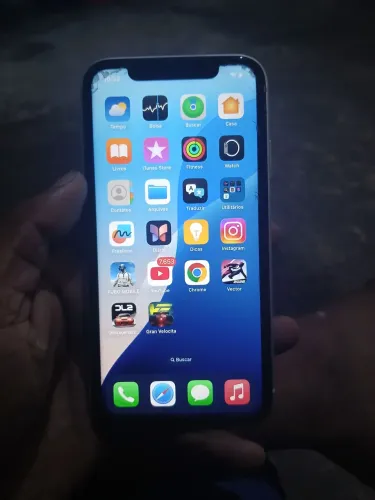Vendo IPhone XR em perfeito estado único dono