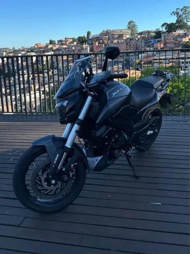 BAJAJ DOMINAR 400 2025