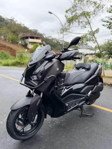 YAMAHA XMAX 300 CONNECTED 2026