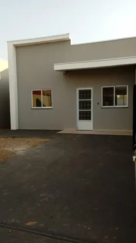 Casa de 3 quartos chapéu do sol. valor 300mil lavanderia nova boa para ampliar ...