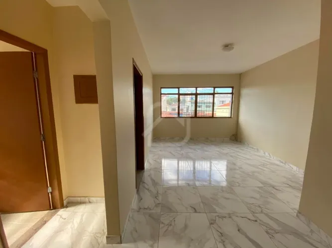 Apartamento sobre loja para locação na Vila Vivaldi em São Bernardo do Campo SP