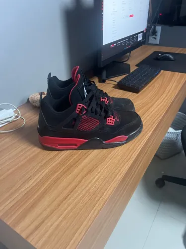 Jordan 4 - Red Thunder