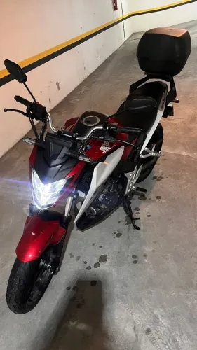 Cb 300f 2026 único dono